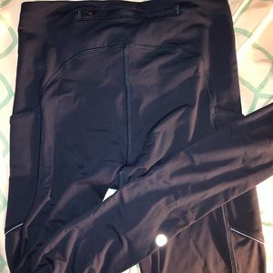 Lululemon: Navy leggings, Size: 4